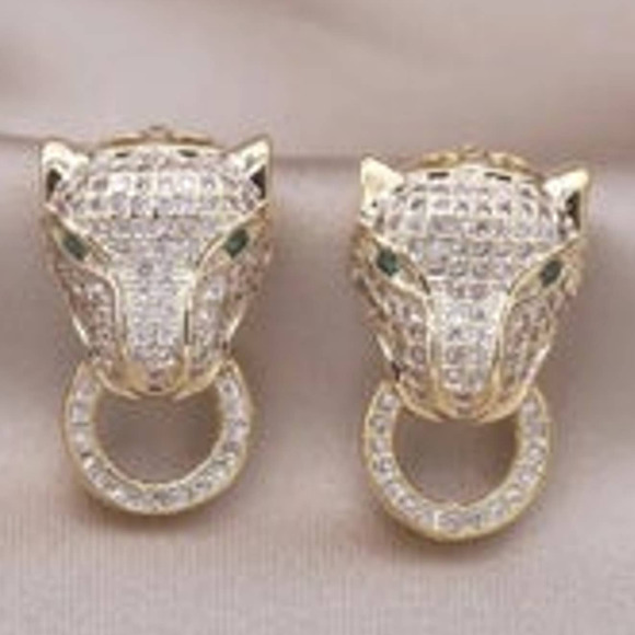 NEW Panther Earrings Big Cat Minimalist Cubic Zirconia Earrings F25 - Picture 1 of 4